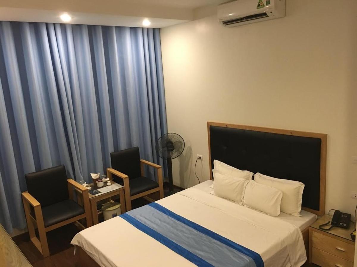 Hotel Royal Van Lung Экстерьер фото